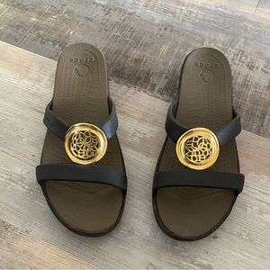 Crocs women’s sandals